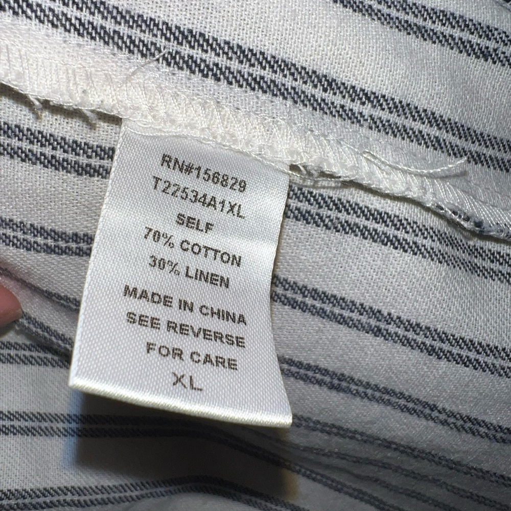 Shacket - Picture 2 of 4